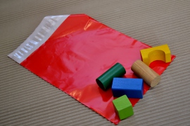 AKCIA! Červená plastová obálka 175x255, 55my 
