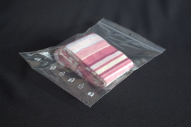 ZIP vrecka 120x170mm/40µm so závesným otvorom